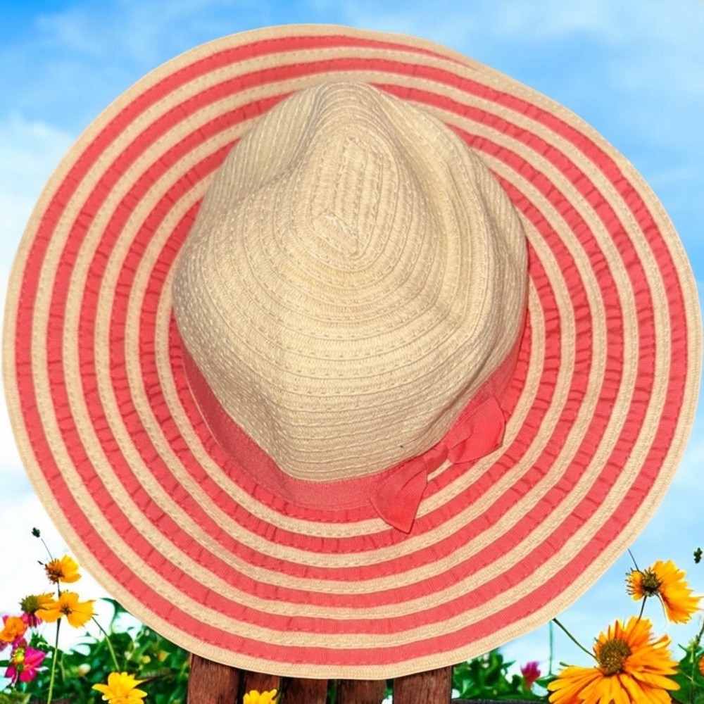 Crazy 8 Striped Cream And Pink Sun Hat